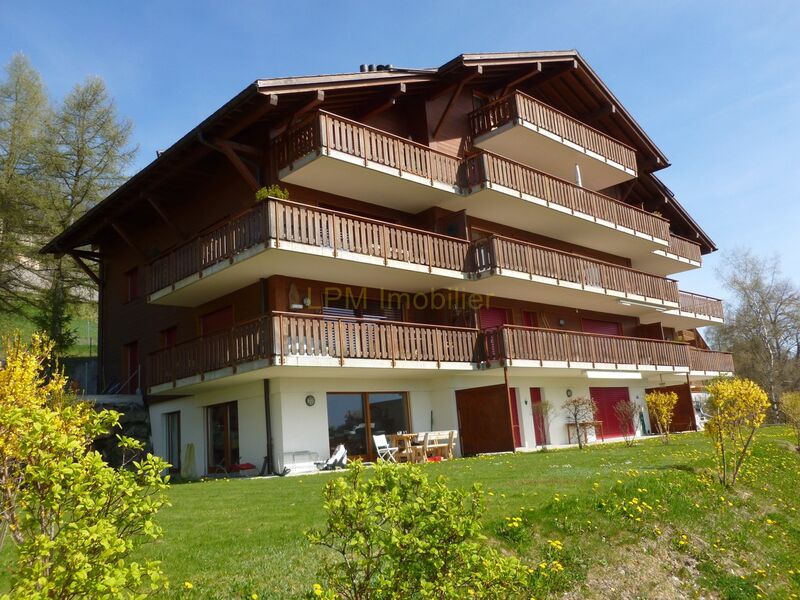 Beautiful apartment full foot with superb view!