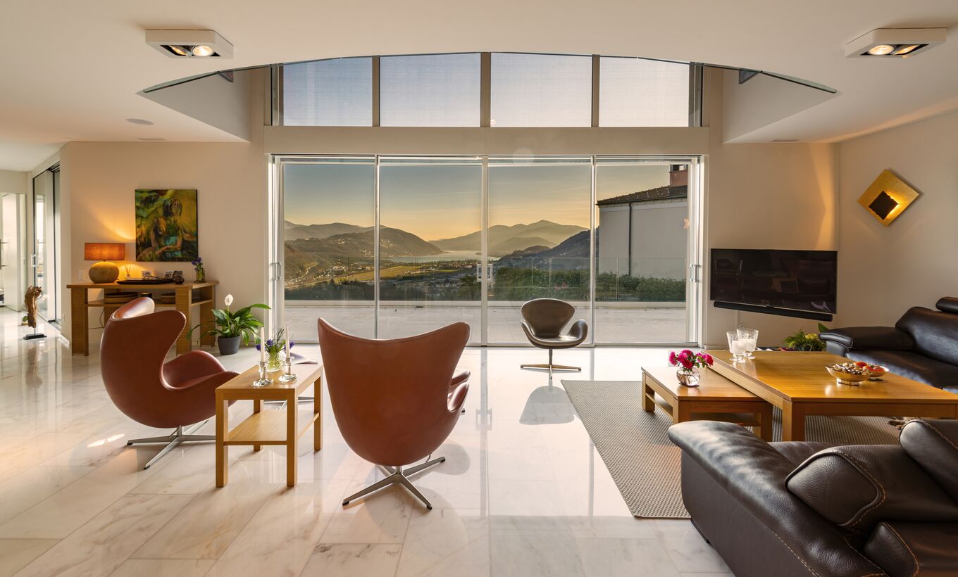 Generous villa with stunning views