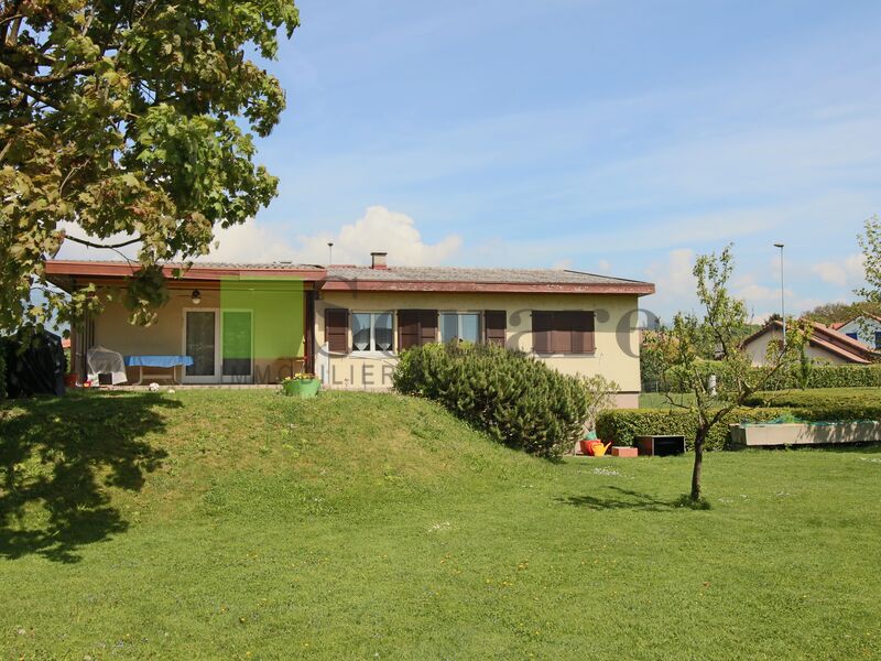 Jolie villa individuelle avec terrain constructible