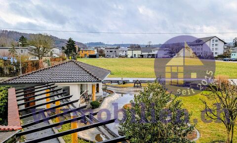 Bauland/Doppeleinfamilienhaushälfte