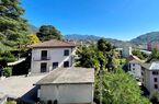 Interesting and sunny single-family home in practical location