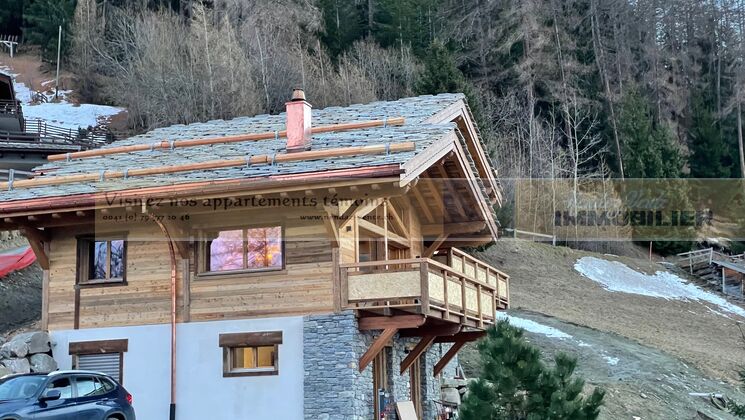 Vermietung einer neuen 6,5-Zimmer-Wohnung in einem großen Chalet
