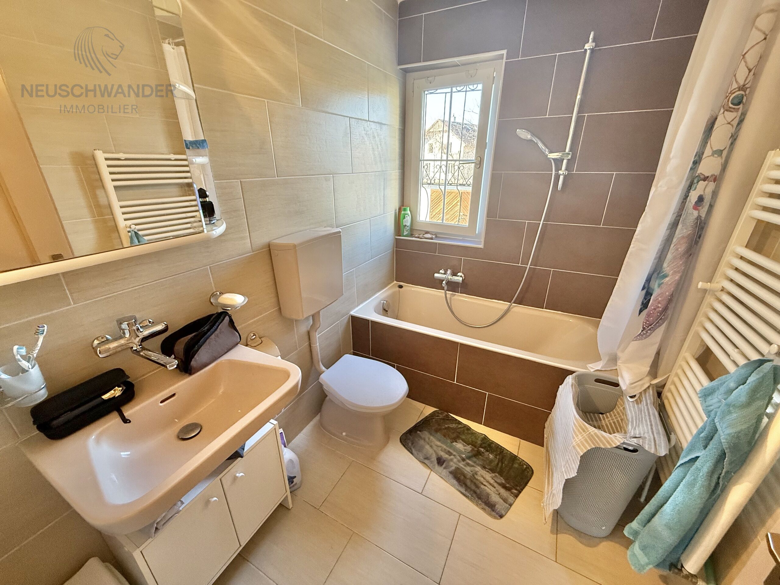 fully equipped bathroom