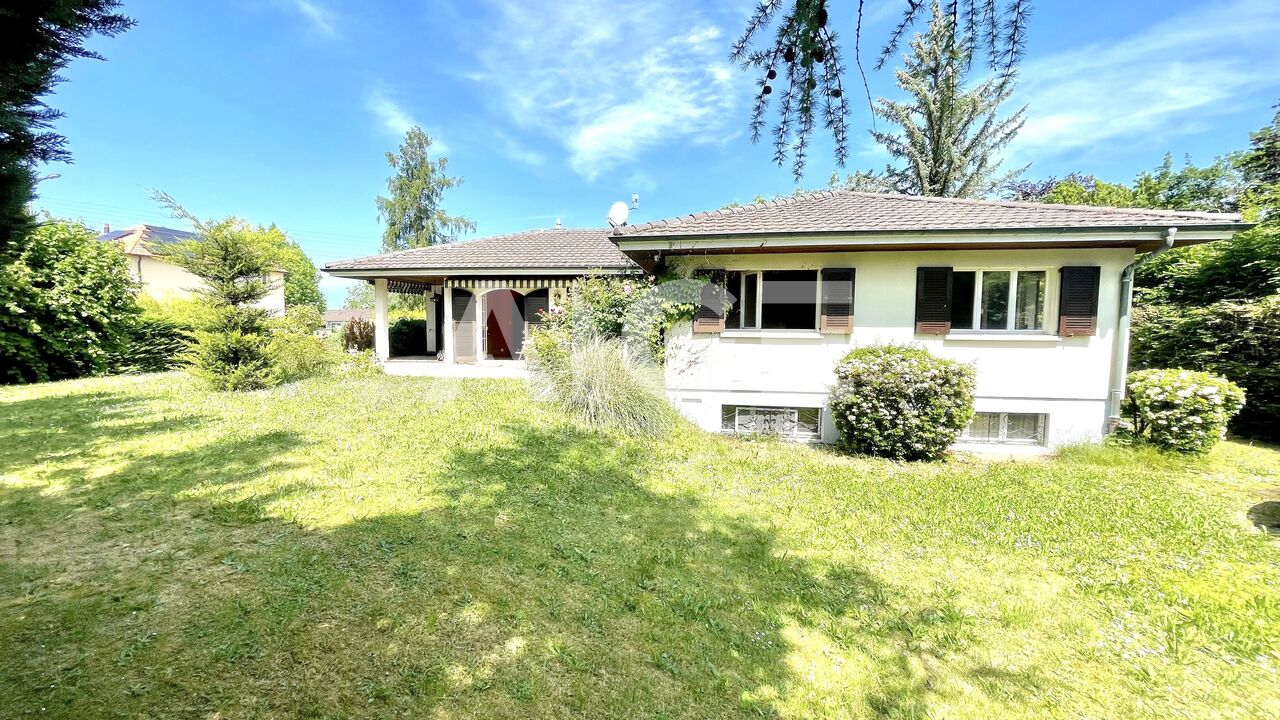 Exclusivity - Beautiful detached villa on one level