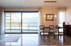 Elegant and bright 4,5 room duplex apartment with wonderful lake view