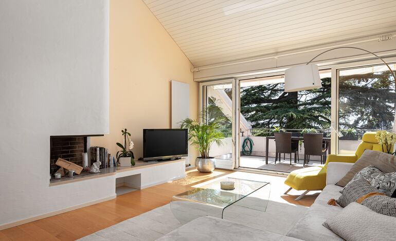 Duplex avec vue lac au coeur d'un parc verdoyant