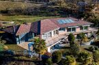 Spacious, elegant and prestigious country mansion with beautiful view