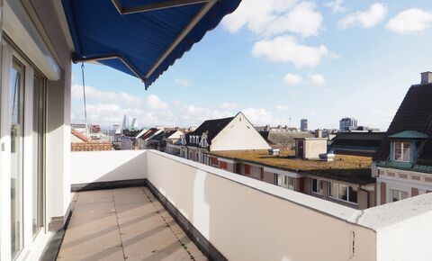 Renovated 1.5 room attic apartment in an apartment building with eleva