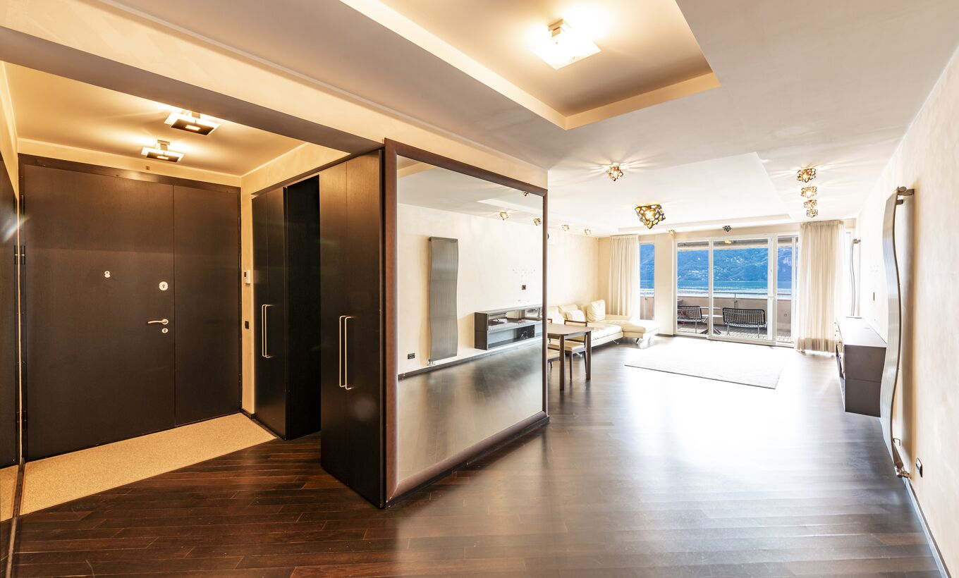 Exclusive apartment in the prestigious Central Park Residence