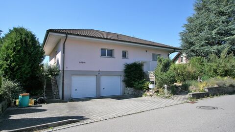 Elegantes Einfamilienhaus
Direkt an der Landwirtschafszone