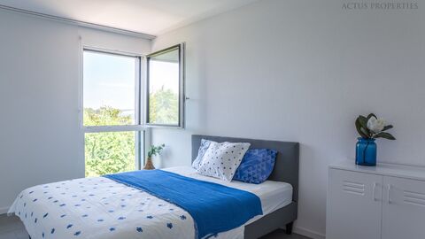 2 rooms on the 2nd with balcony