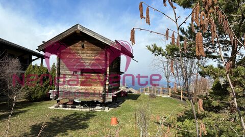 Magnifique terrain avec autorisation de construire chalet 220 m2