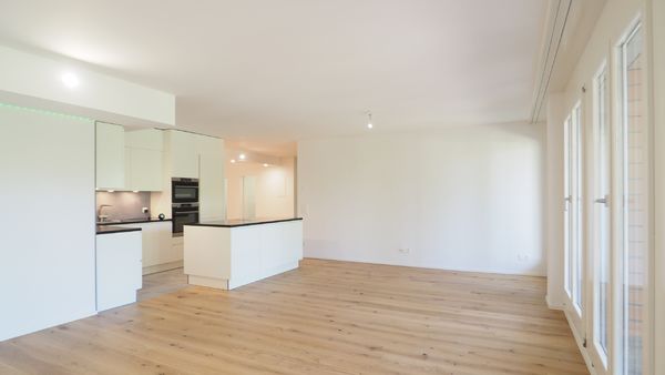 Exclusive ground floor apartment with terrace and garage space