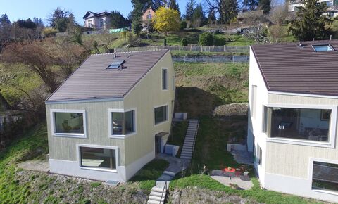 Moderne Villa mit Loft-Charakter
an exklusiver Aussichtslage