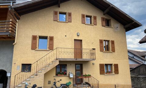 Appartement de 5.5 pièces dans une maison villageoise