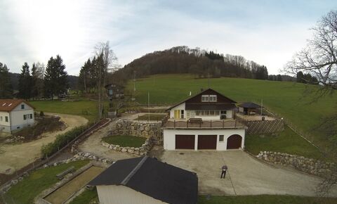 Wonderful EFH an unobstructed and prime south-facing slope.