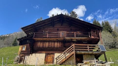 Trop tard ! Là-haut sur la montagne, l'était un vieux chalet...
