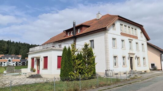 Mixed-use building