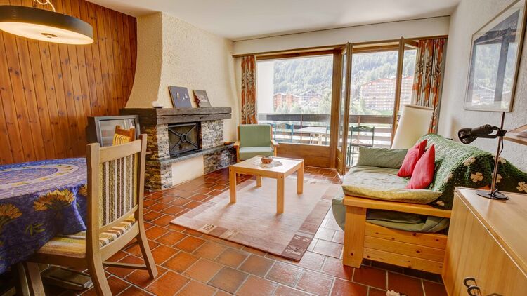 Joli 2.5 p. traversant au centre de Haute-Nendaz avec place de parc !