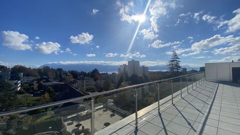 Attic flat CH-1012 Lausanne