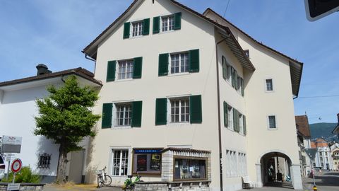 Mixed-use building CH-4500 Solothurn