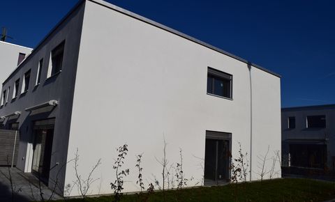 New mittoyenne villa 5.5 pces - 144 m2
