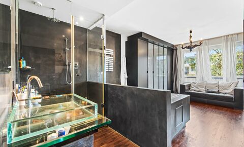 Superb apartment in a typical building of Malagnou