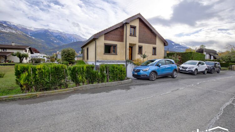 Maison de 5.5 pièces au calme proche de tout !