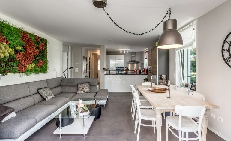 Appartement contemporain au centre-ville
avec grande terrasse