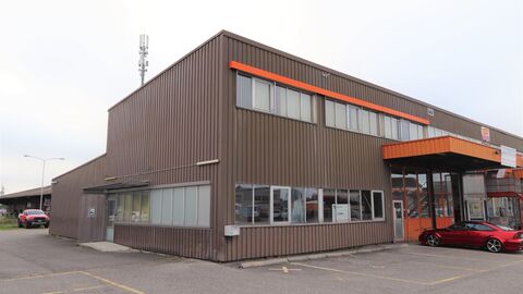A vendre
Immeuble commercial dans zone attractive de Payerne