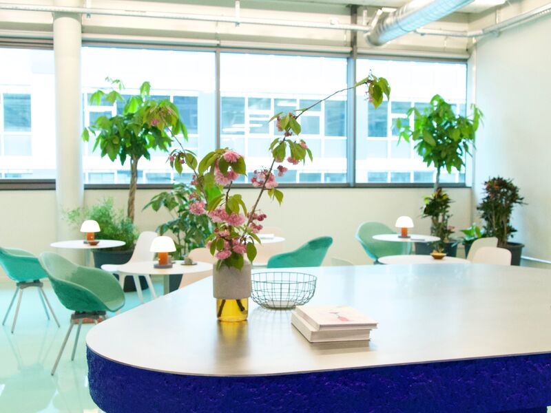 12 m² office