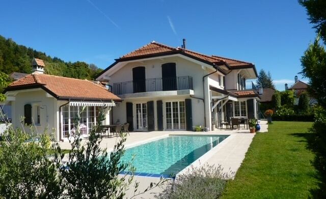 Spacieuse villa de 5 chambres en suite avec magnifique vue sur le lac