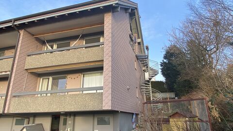 IHR NEUES ZUHAUSE
5 ½ Zimmer-Eck-REFH mit sep. Dachwohnung in Bellikon