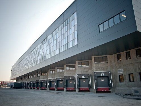 Warehouse of 400 m2 divisible