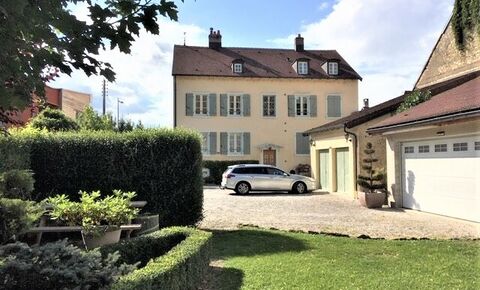 Detached house - 320 m2 - plot 1500 m2