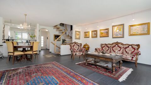 Stilvolles Reihenmittelhaus an zentraler Lage in Belp