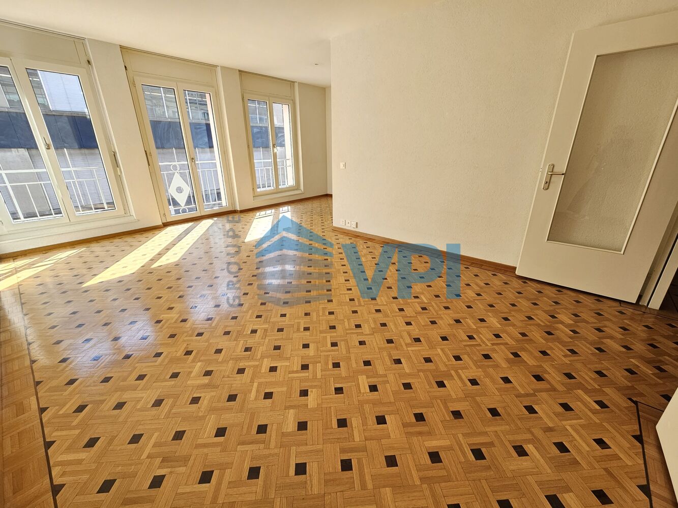 Appartement de 4,5 pièces au 4ème étage au cœur de Plainpalais
