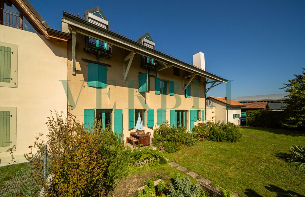 Investment building CH-1288 Aire-la-Ville
