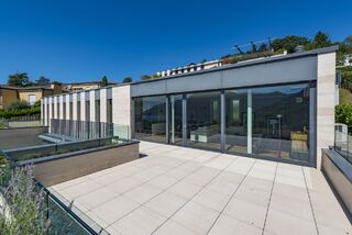 Modern penthouse with generous panoramic terrace