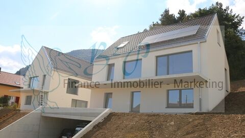 5.5-Zimmer-Villa mit Balkon, Garten und Garage