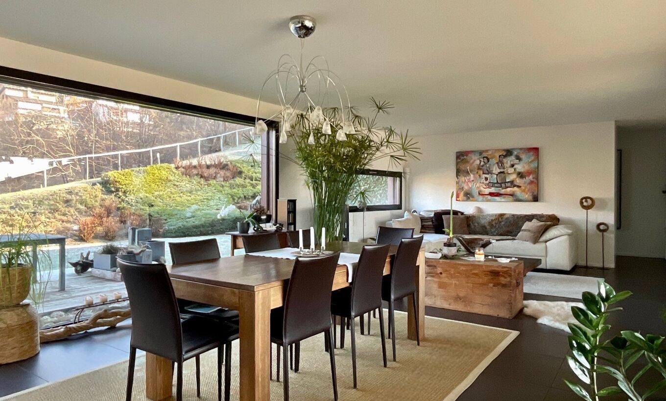 Residenza Flora: elegante 4,5-Zimmer-Wohnung im Grünen