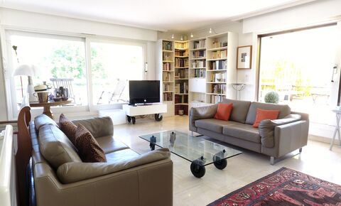 Luxury apartment with terrace