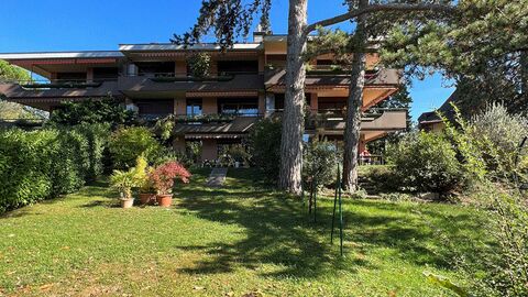 Réservé: bel appartement de 5,5 pièces ( plus de 160 m2 pondérés)