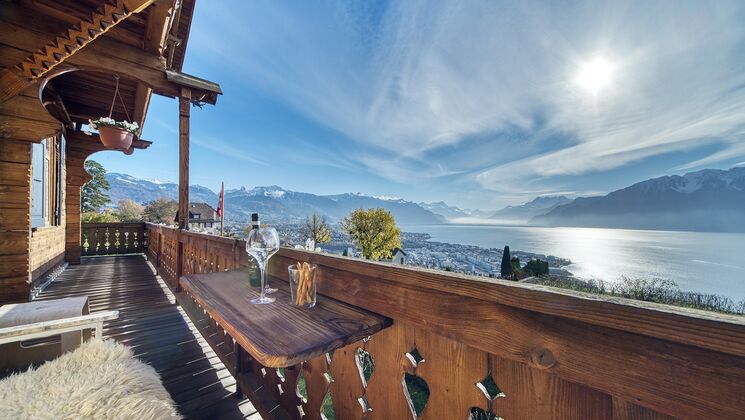 Chardonne : Splendide maison de famille, vue spectaculaire !