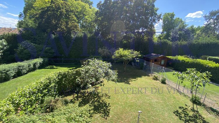 Life annuity. Ideally located. House in Bellevue (GE).