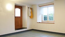 Heimelige, ruhige Wohnung mit eigenem Sitzplatz und Parkplatz