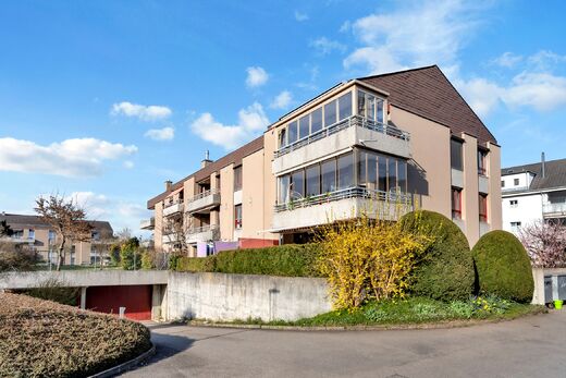 Grosszügige 5.5- Zimmer Wohnung an zentraler Lage in Belp