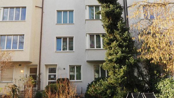 Charmante Wohnung mit 2 Balkonen im beliebten Bachlettenquartier