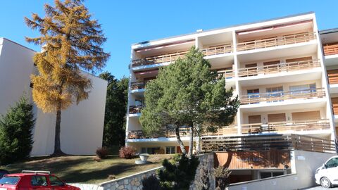 Condominium apartment CH-3963 Crans-Montana, Route pirraziline 15