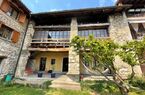 Typisches Tessiner Haus mit 3 schönen Wohnungen am Rande des Dorfkerns
